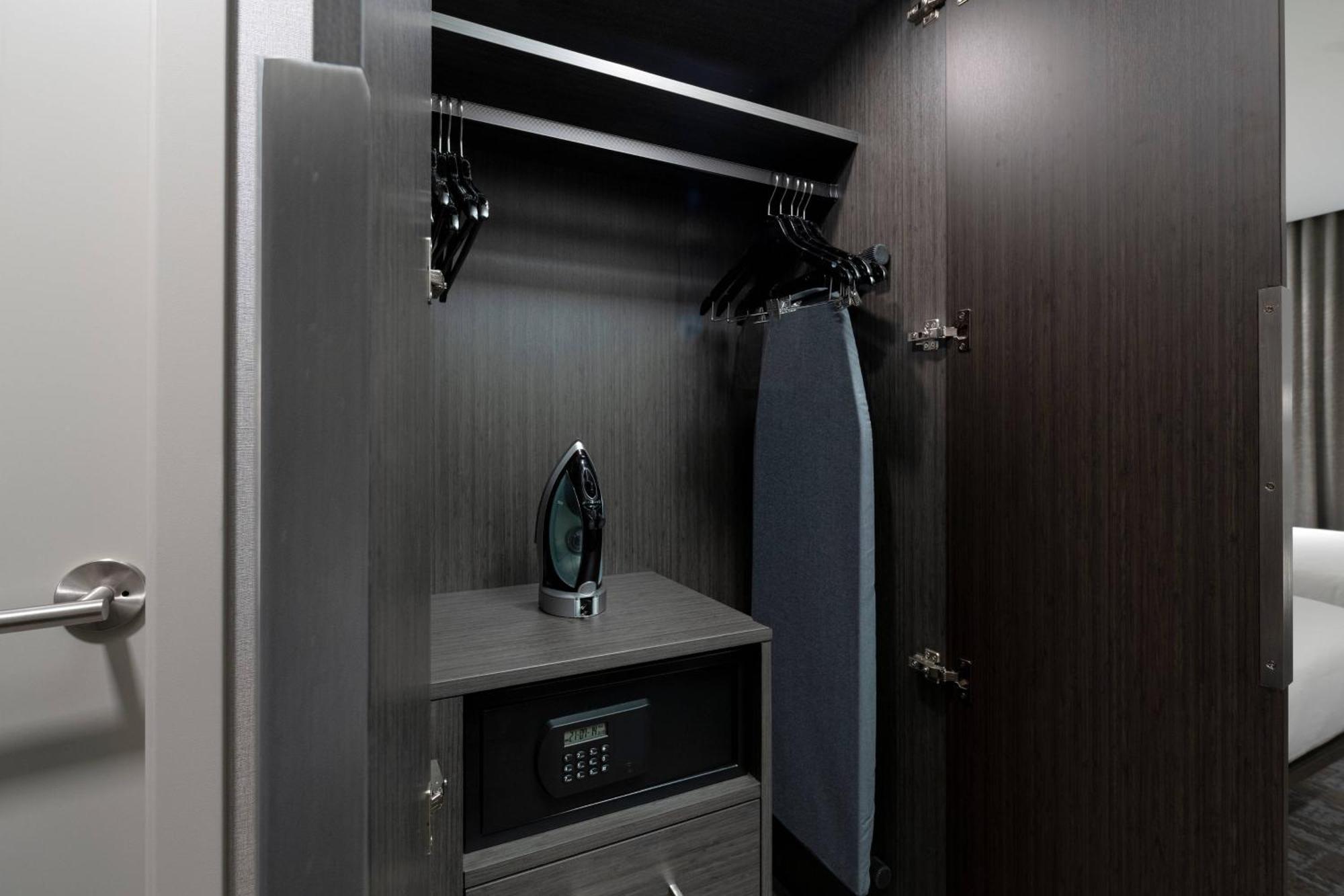 Towneplace Suites By Marriott Boston Medford Esterno foto