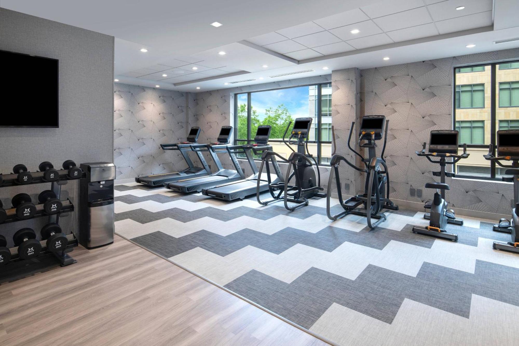 Towneplace Suites By Marriott Boston Medford Esterno foto